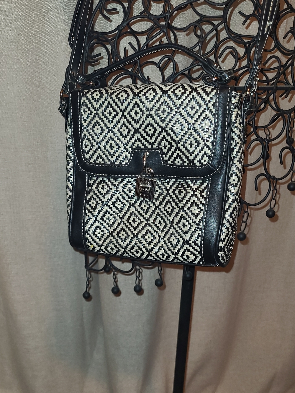 Black & White Geometric Crossbody Bag - Women's Shoulder Purse